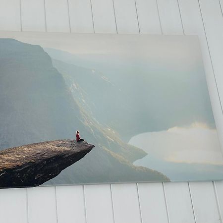 Fjord Road Apartment Hjelmeland ภายนอก รูปภาพ