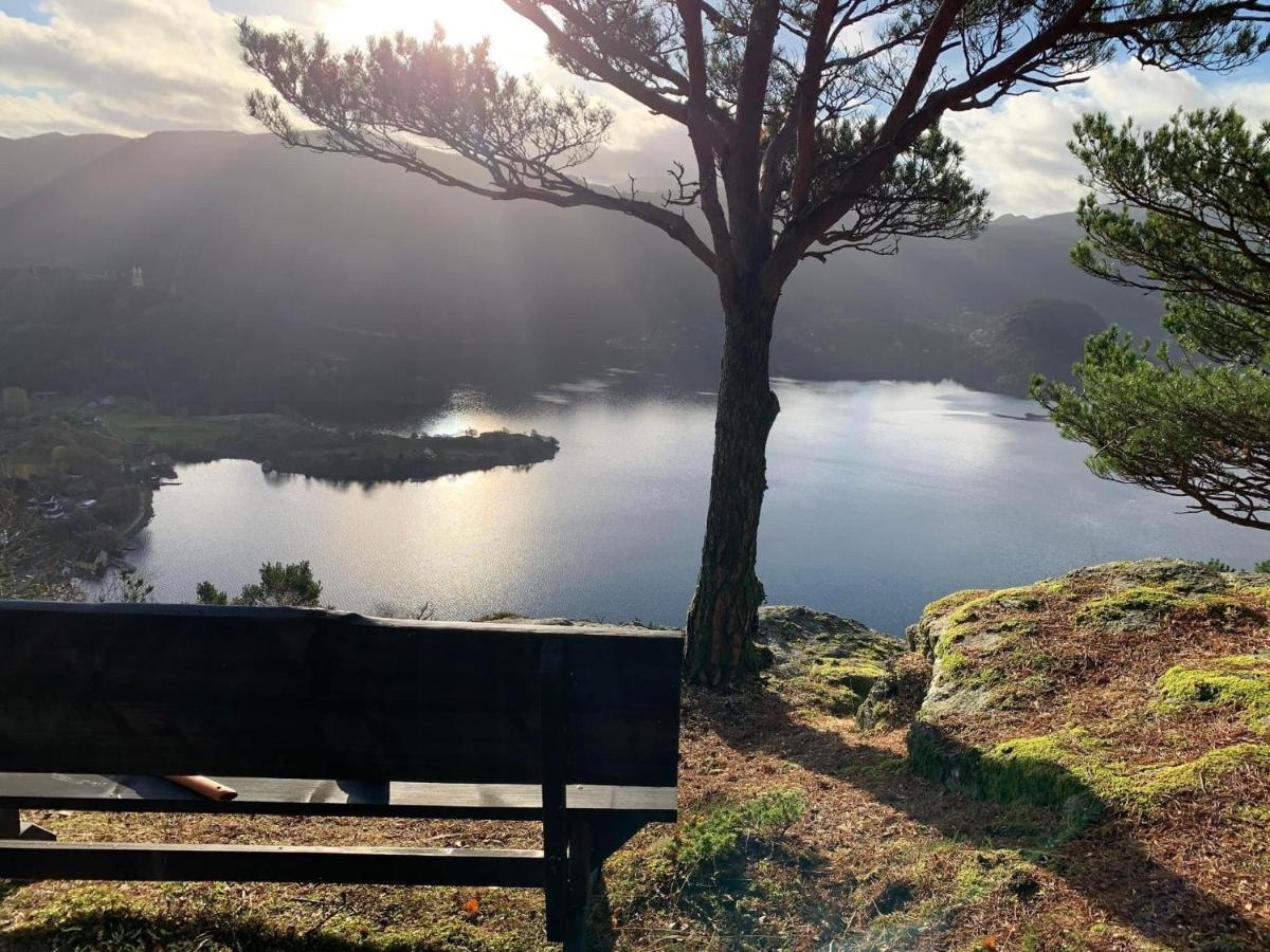 Fjord Road Apartment Hjelmeland ภายนอก รูปภาพ