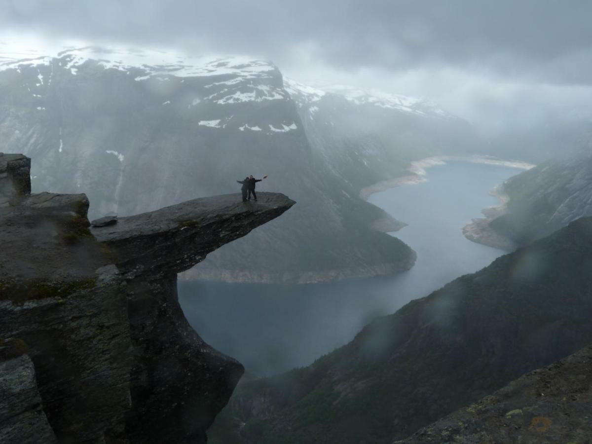 Fjord Road Apartment Hjelmeland ภายนอก รูปภาพ
